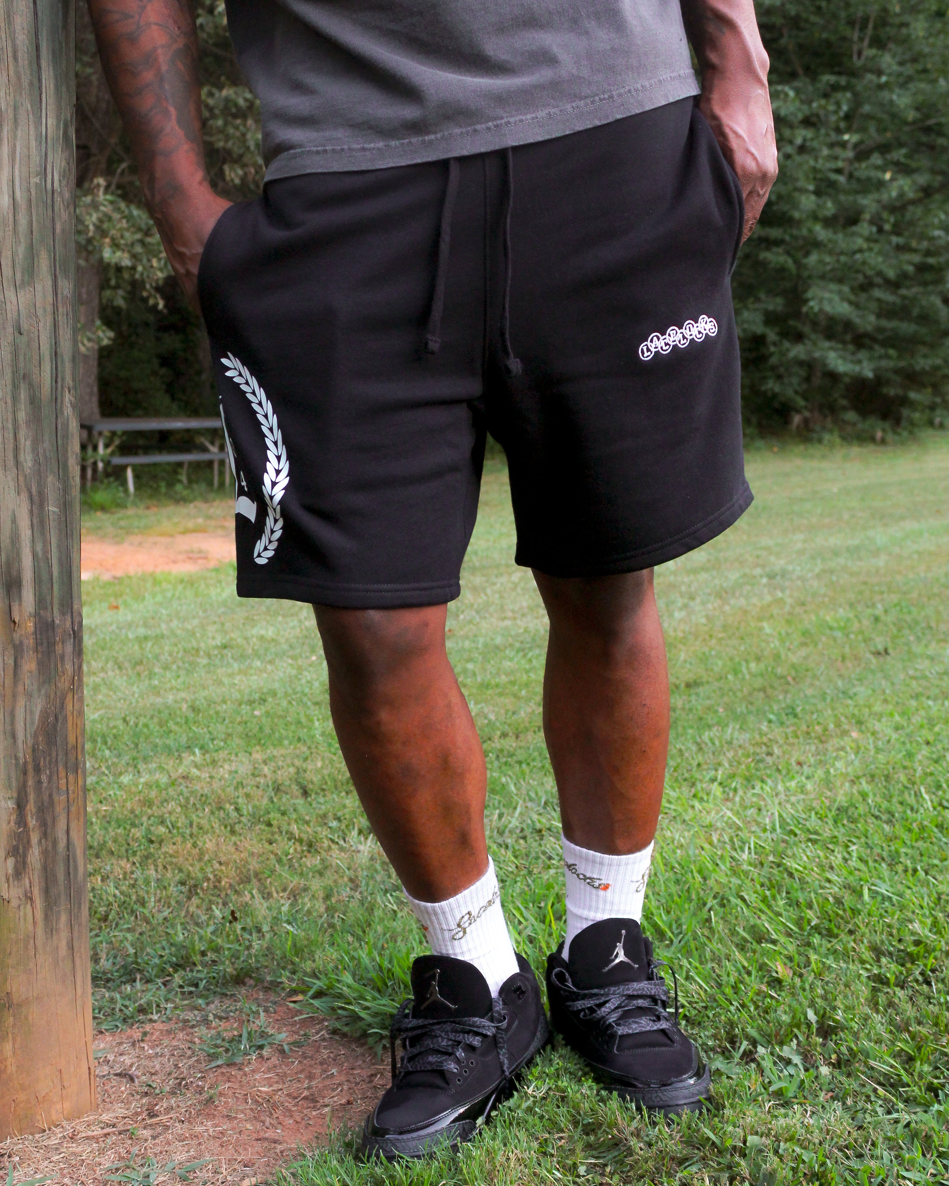 Lacelocks ‘Crest’ Shorts (2 colors)