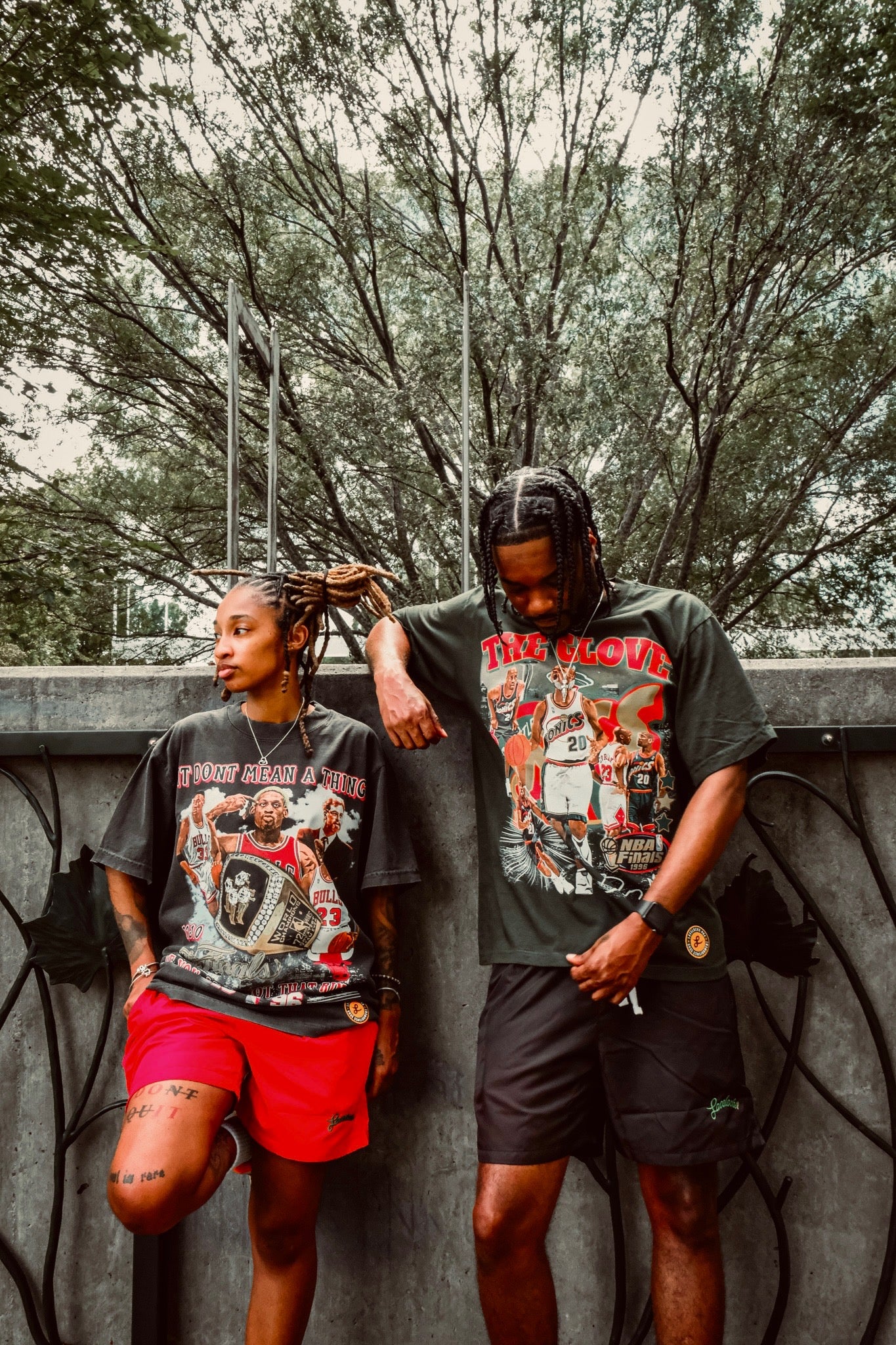 Lacelocks ‘72-10’ Tee (White & Vintage Black)