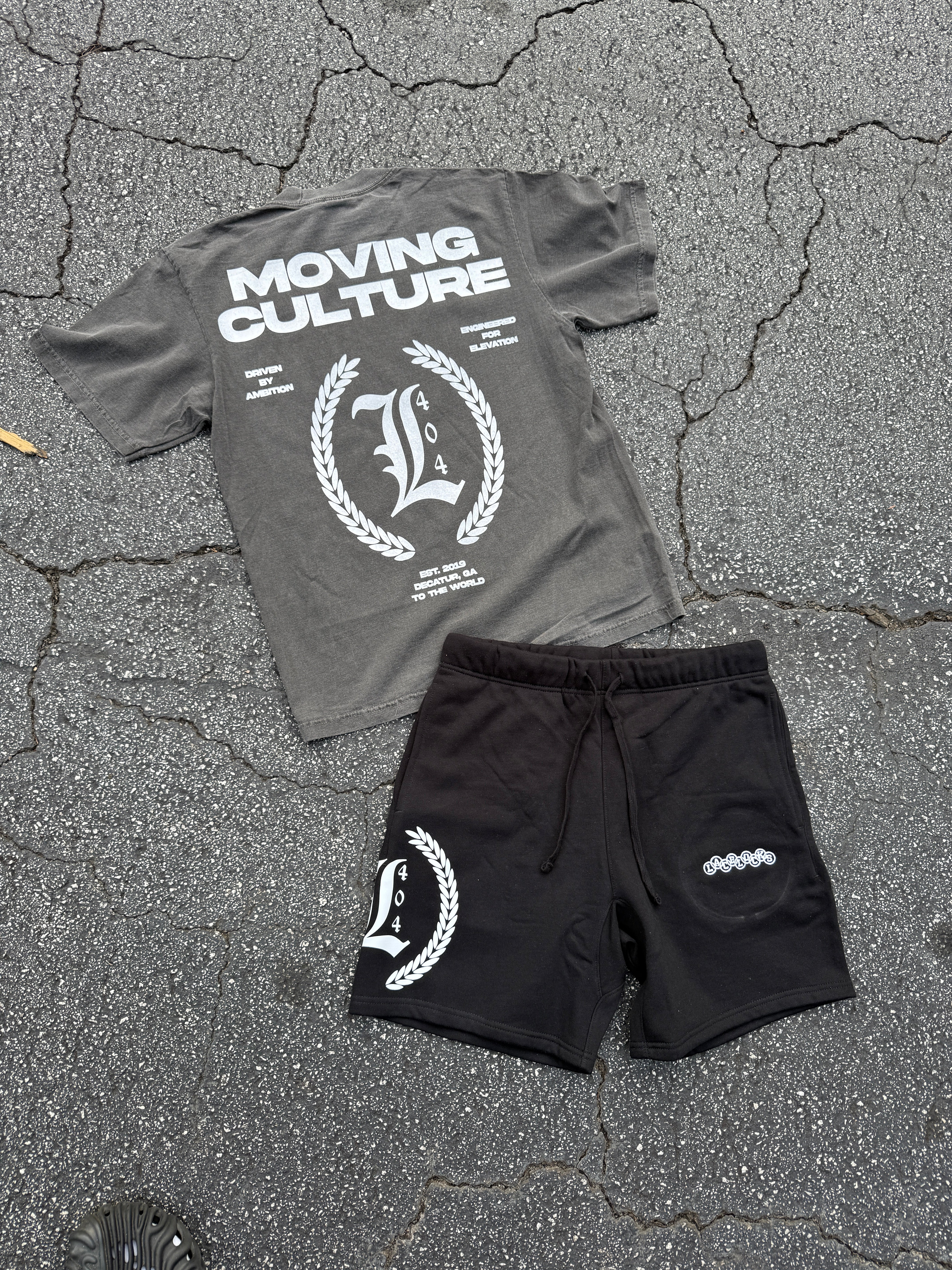 Lacelocks ‘Moving Culture’ Tee (5 Colors)