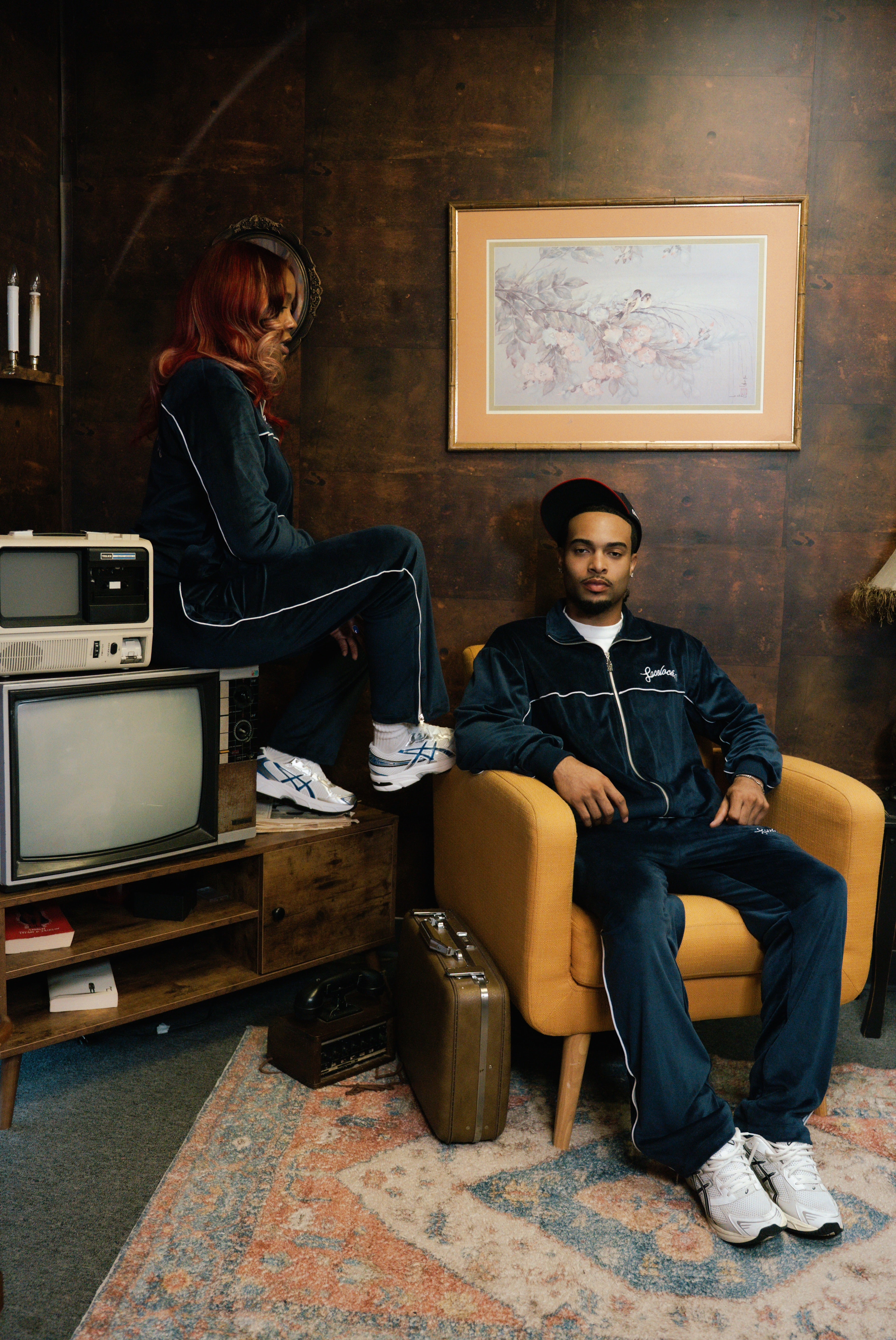 Lacelocks Velour Pants (Navy)