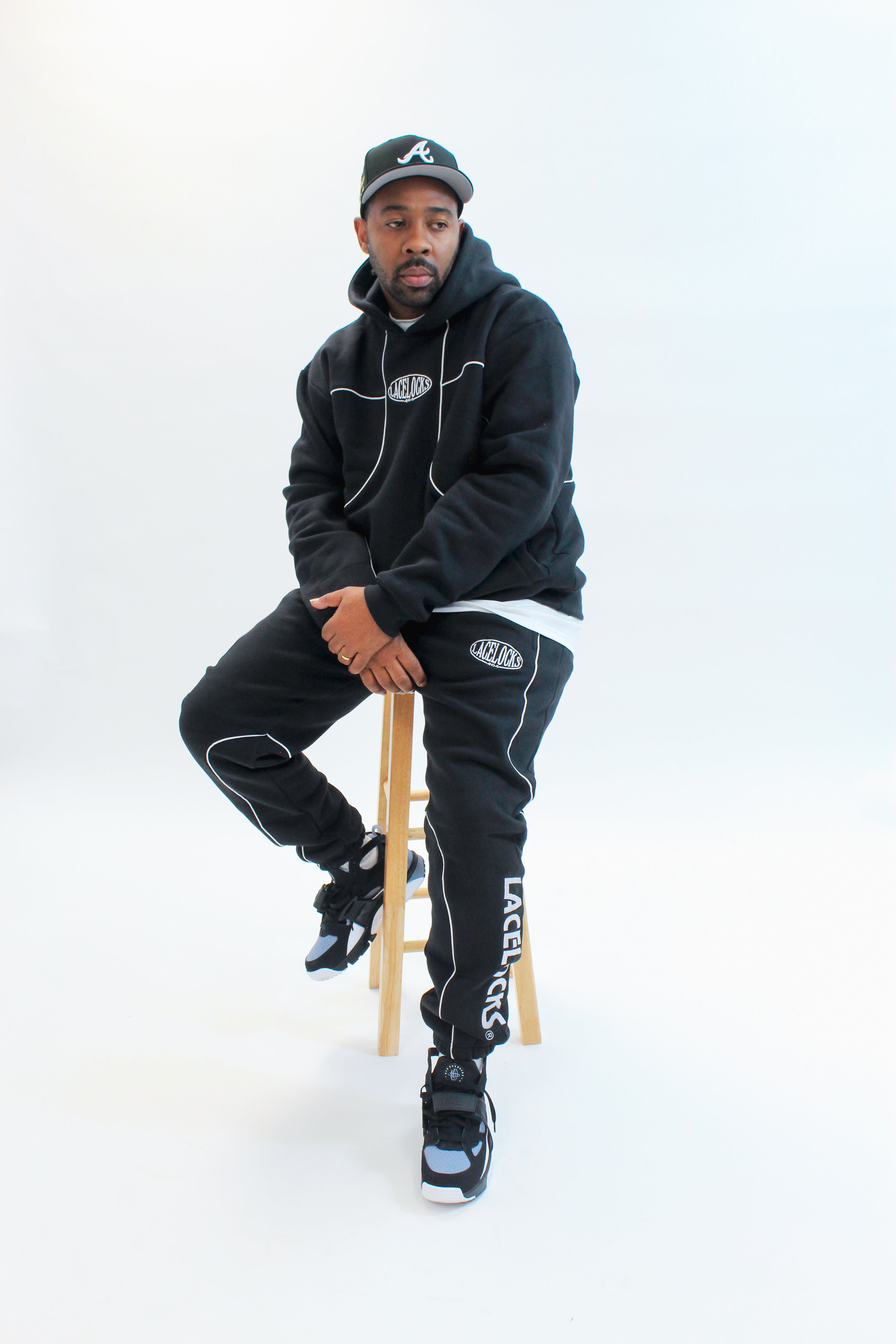 Lacelocks Oval Hoodie (Black)