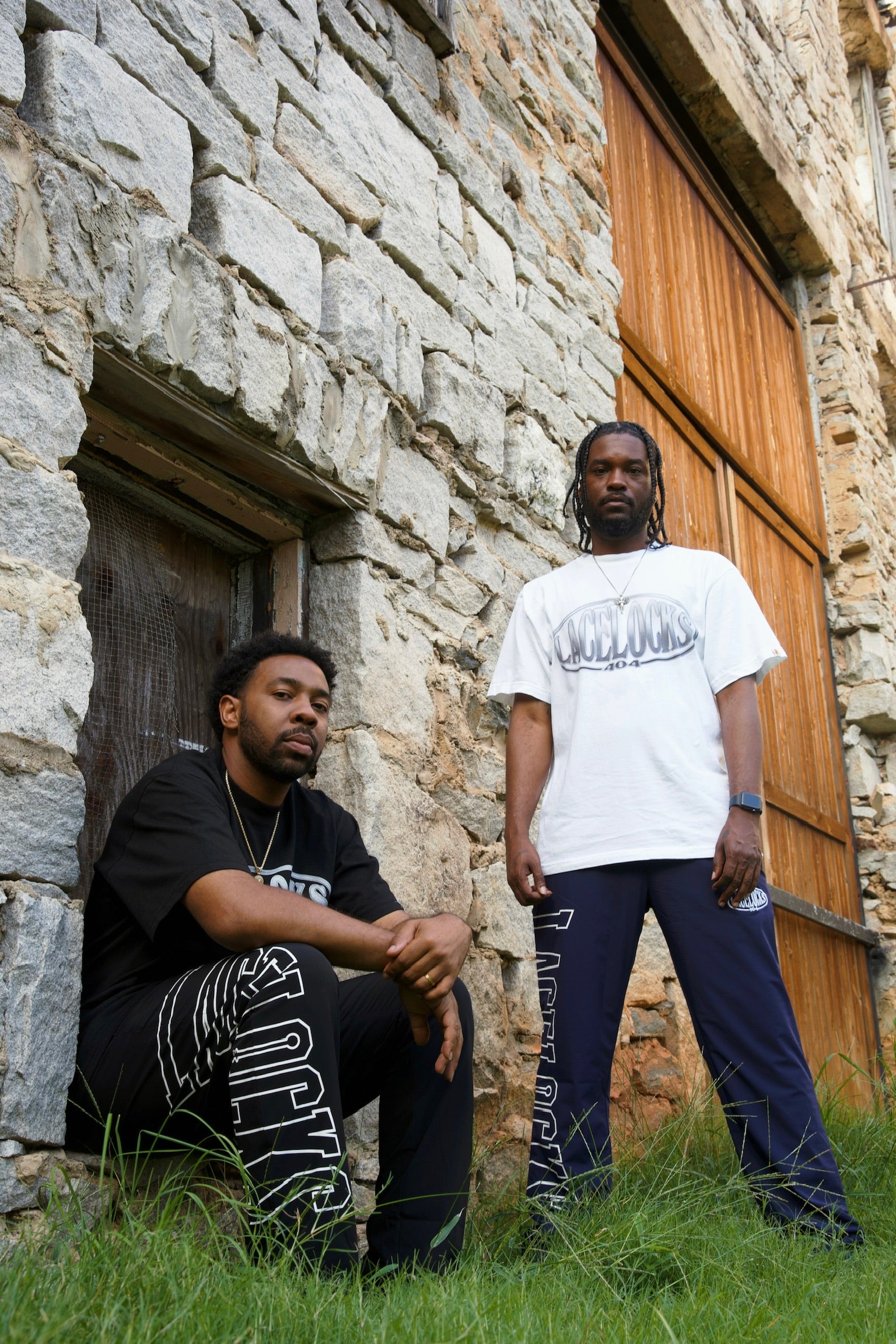 Lacelocks ‘Steel Oval’ Tee (Vintage Black & White)