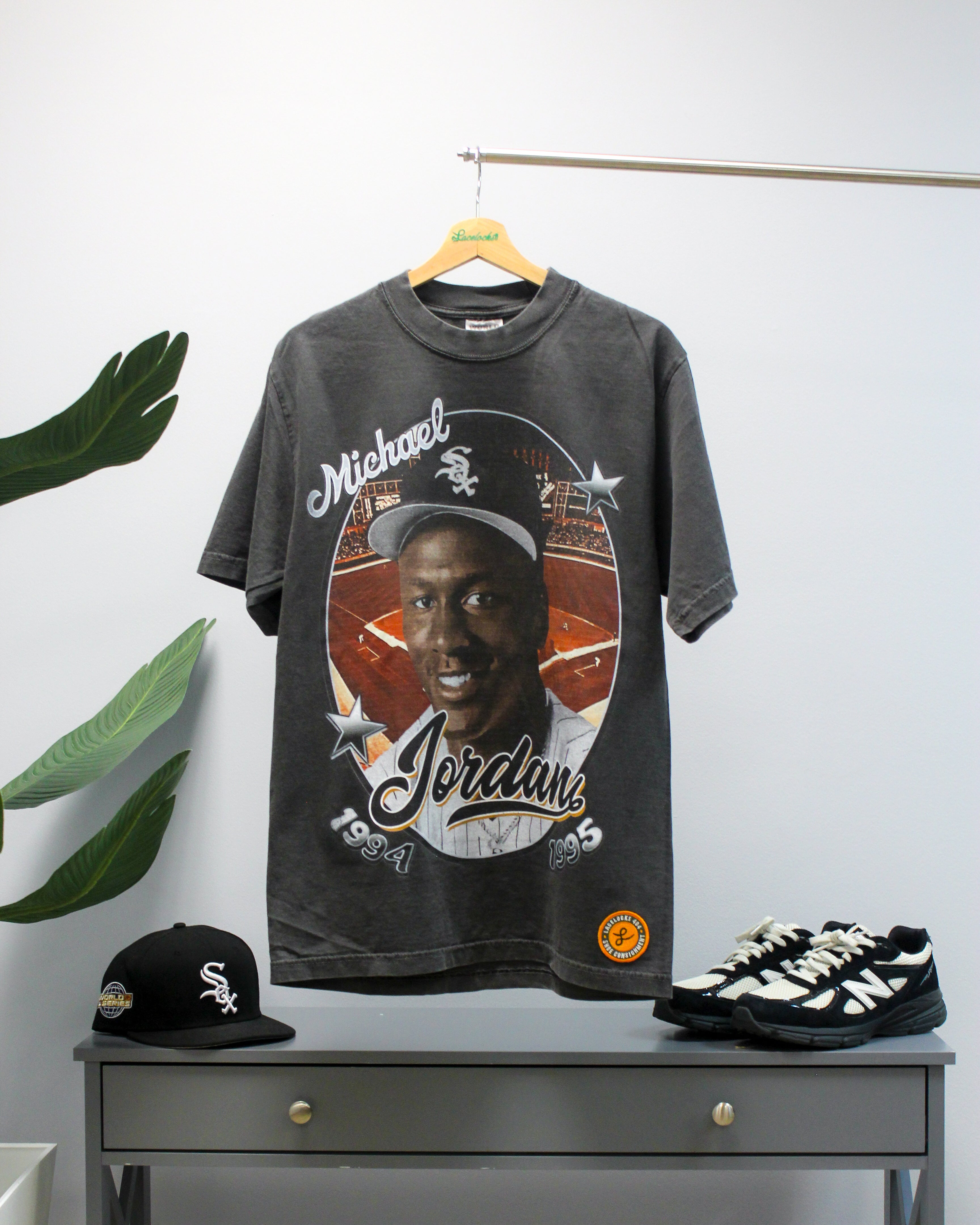 Lacelocks ‘Jordan’ Tee (Vintage Black & White)
