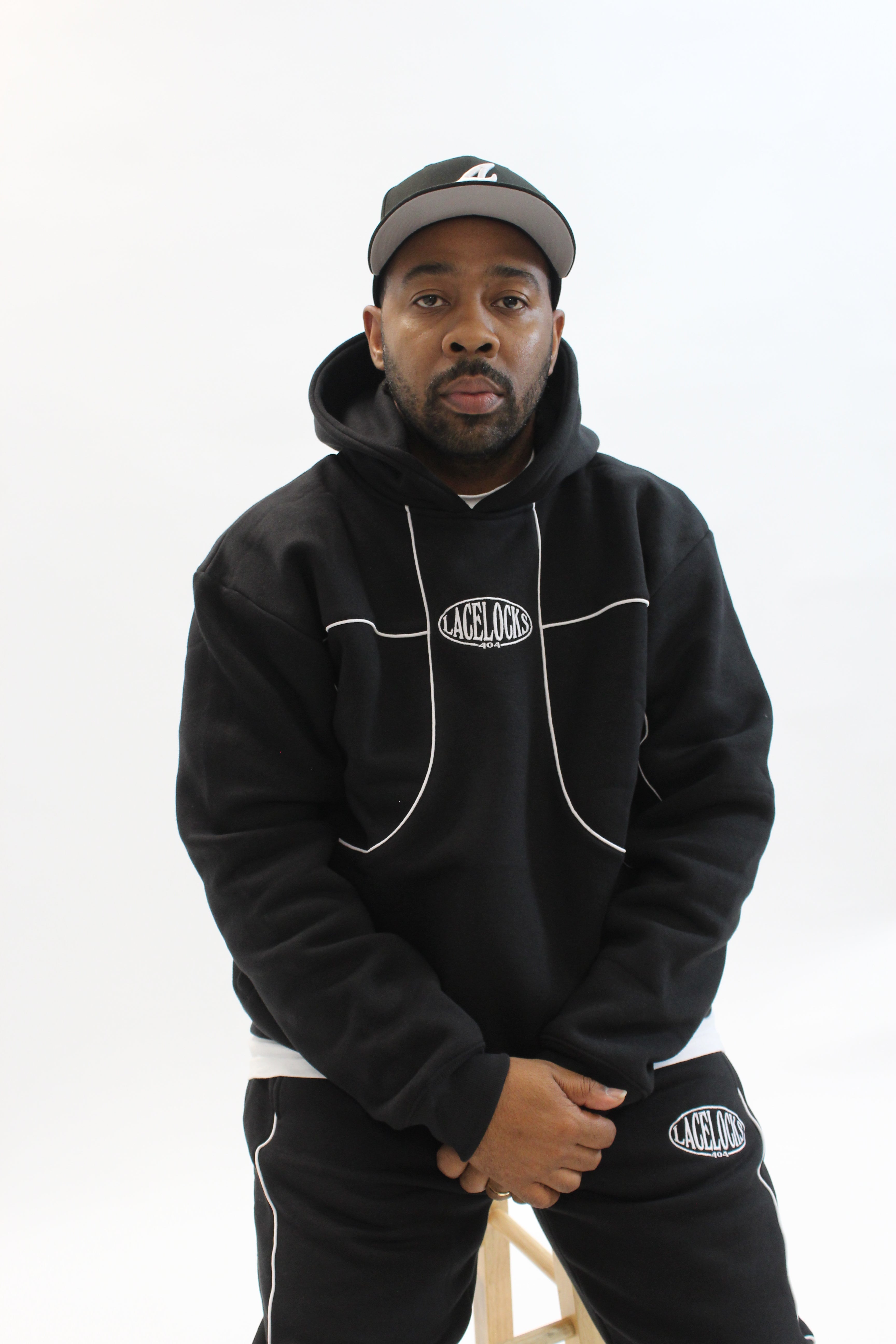 Lacelocks Oval Hoodie (Black)