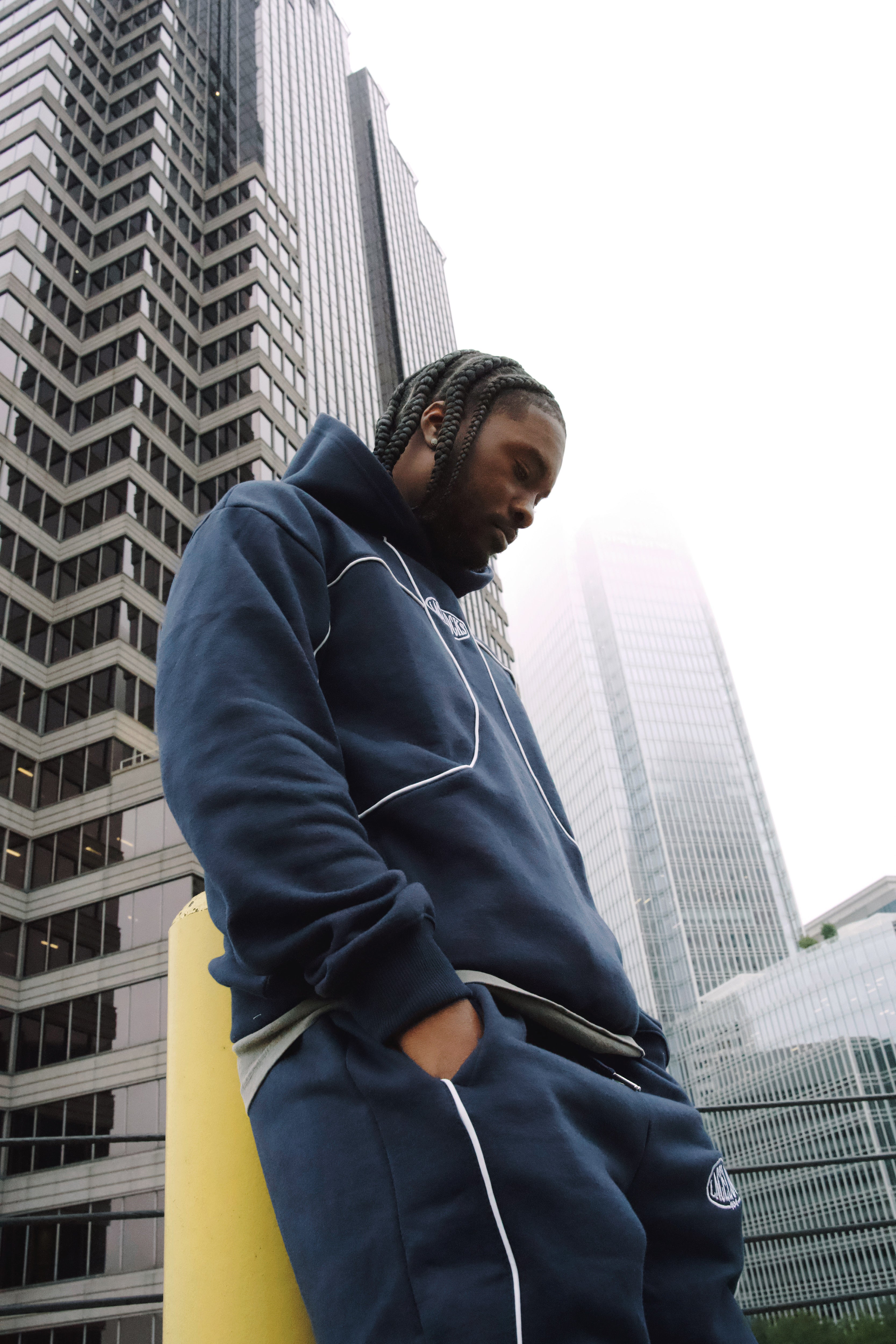 Lacelocks Oval Hoodie (Navy)