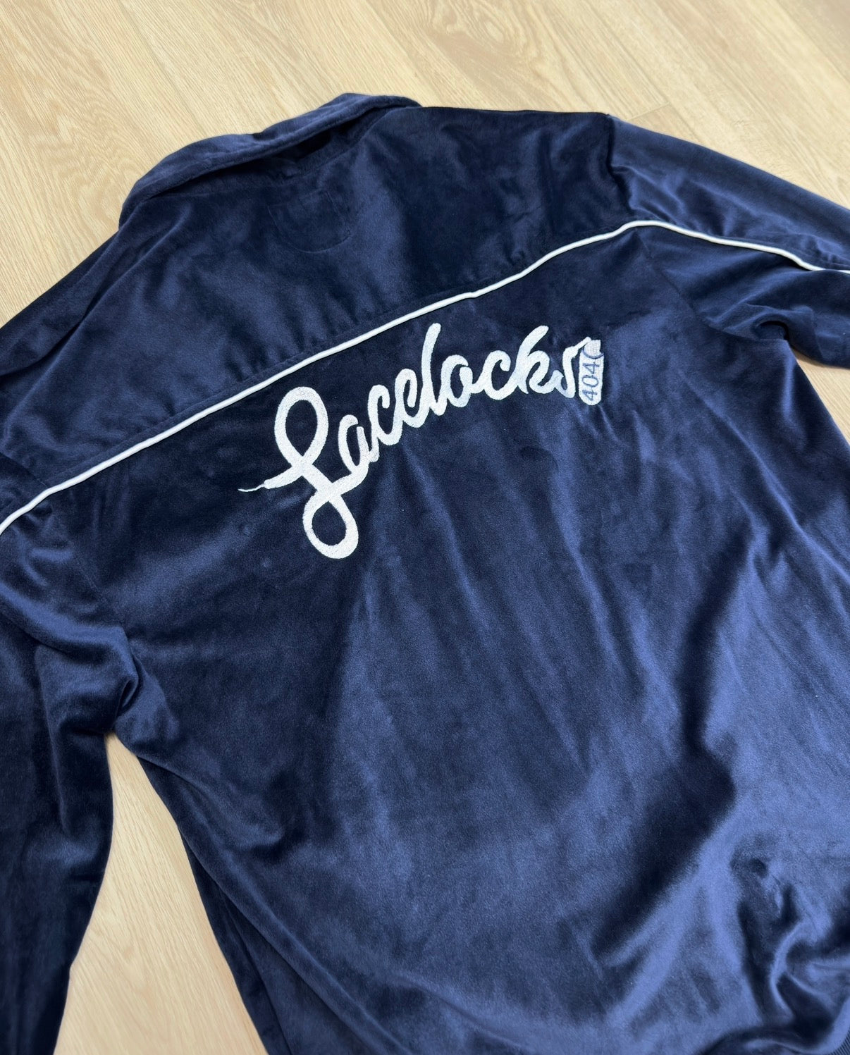 Lacelocks Velour Jacket (Navy)